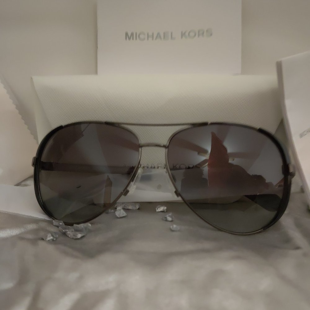 Sunglasses - Picture 2 of 6